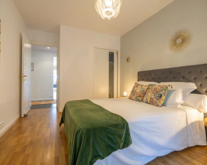 Exclusive Listing, Ajaccio, Sanguinaires – High-End Apartment, 4 Bedrooms, Sea View, Walking Distance to the Beach