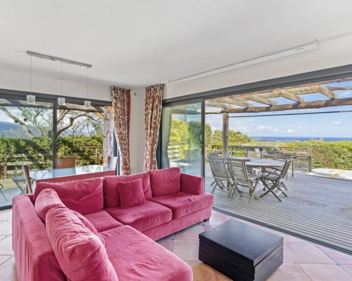Porto-Vecchio, Villa 3 chambres, Piscine, Vue mer et montagnes