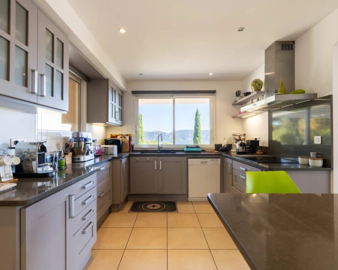 Porto Vecchio – Domaine de Marina di Fiori – Propriété vue mer – 7 chambres