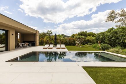Lecci, Villa Contemporaine, 3 chambres, Piscine, Proche plage