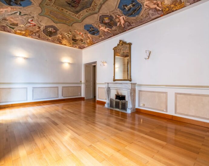 Bastia, City Center, Bourgeois Apartment, 3 Bedrooms