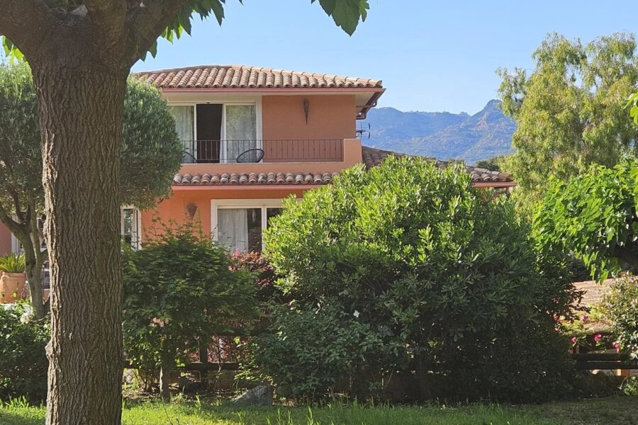 Exclusivité, Porto-Vecchio, propriété 7 chambres, piscine