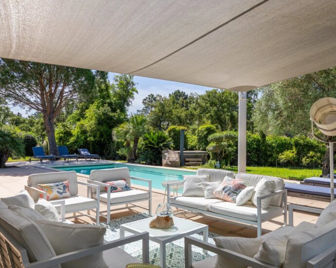 Porto-Vecchio, Marina Di Fiori, villa 4 chambres, piscine, jacuzzi, proche plage