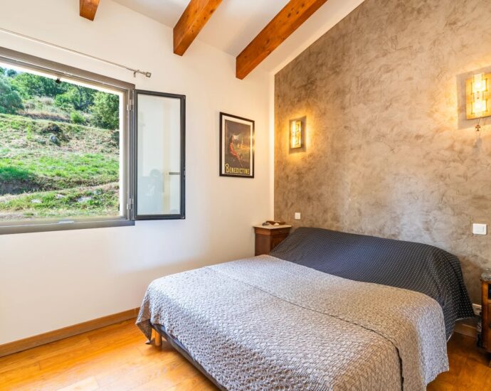 Santa-Reparata-Di-Balagna – Property – 5 Bedrooms – Heated Pool – Panoramic Sea and Mountain Views