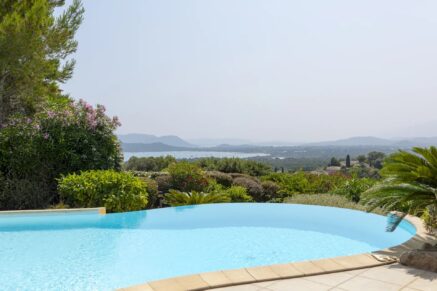 Ste Lucie de Porto-Vecchio –  Villa 3 chambres avec piscine, garage, vue panoramique mer et montagnes