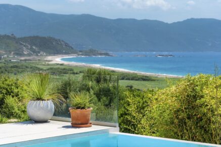 Exclusivité, Villa, Sagone, 4 chambres, vue mer panoramique, piscine, plages à pied