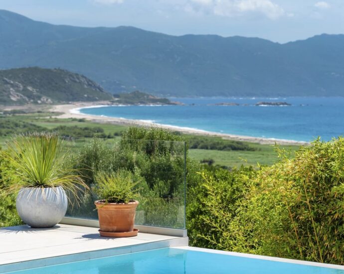 Exclusivité, Villa, Sagone, 4 chambres, vue mer panoramique, piscine, plages à pied
