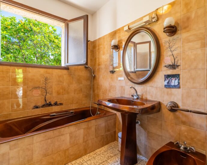 Saint Florent, 5 chambres, centre-ville