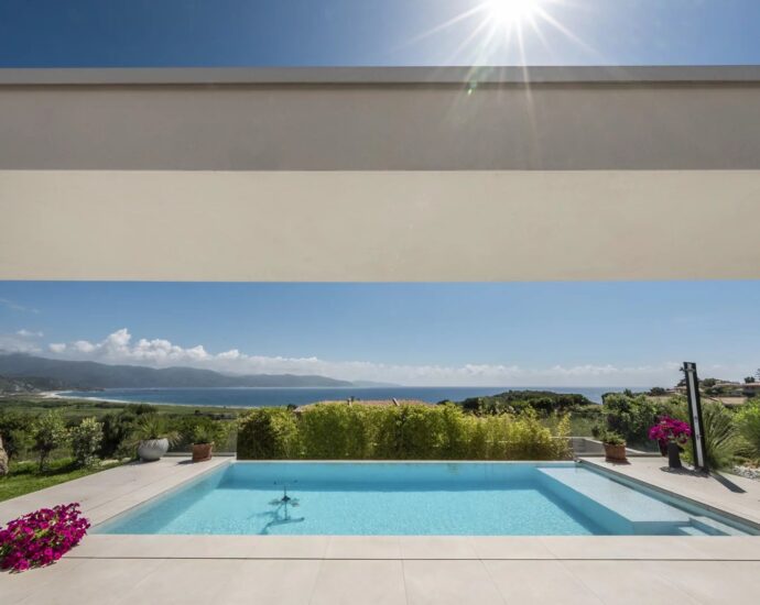 Exclusivité, Villa, Sagone, 4 chambres, vue mer panoramique, piscine, plages à pied