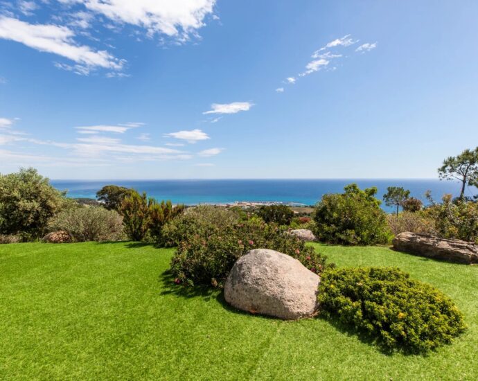 Solenzara, 6 Chambres, Piscine, Vue mer panoramique, Proche plage