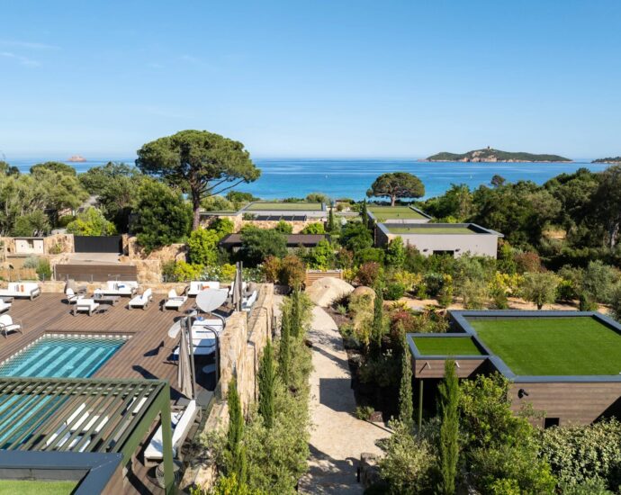 Caramontino, villa 8 suites avec piscines indépendantes, vue mer, piscine, plage à pied