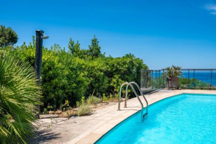 Corbara, Marine de Davia, villa 6 chambres, piscine, vue mer panoramique, plage à pied