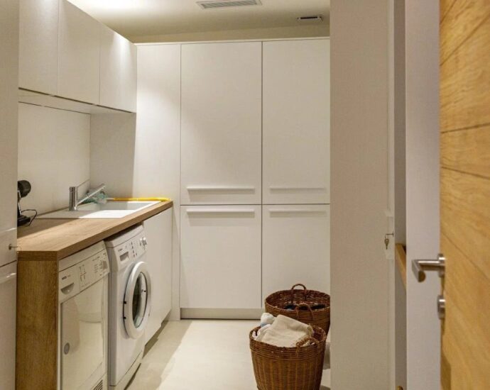 Pigna, villa d’architecte, 4 chambres, vue village et montagne