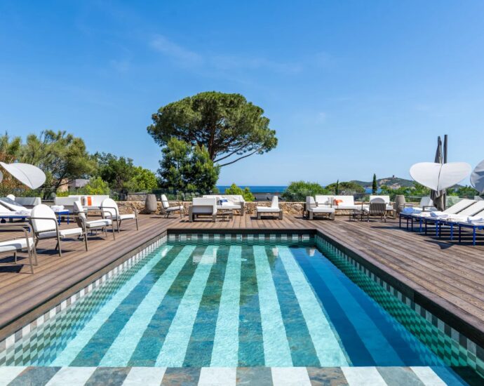 Caramontino, villa 8 suites avec piscines indépendantes, vue mer, piscine, plage à pied