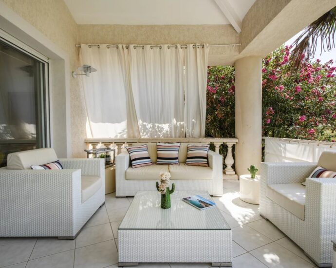 Ajaccio Sanguinaires, Seafront Villa, 4 Bedrooms, Walking Distance to the Beach, Panoramic Sea View