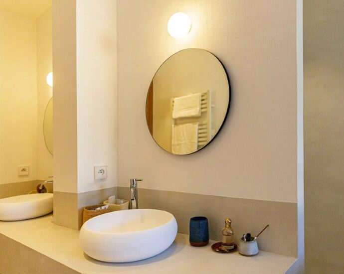 Pigna, villa d’architecte, 4 chambres, vue village et montagne