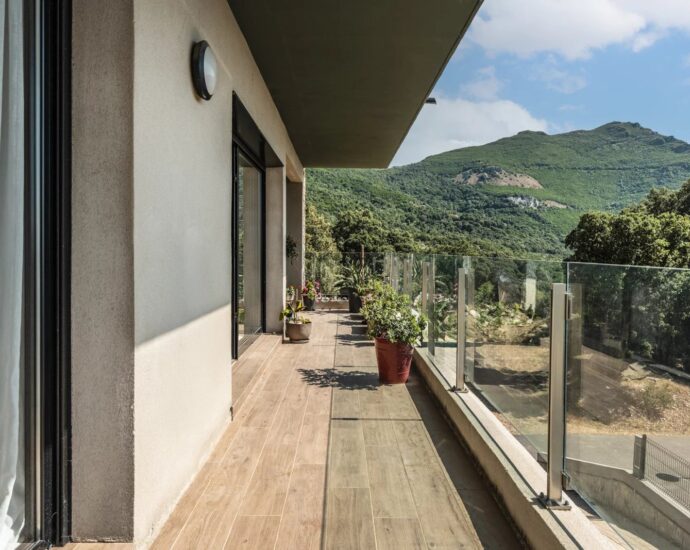 Saint-Florent, Barbaggio, appartement T4 vue sur mer, proche plage