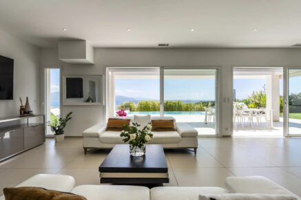 Exclusivité, Villa, Sagone, 4 chambres, vue mer panoramique, piscine, plages à pied