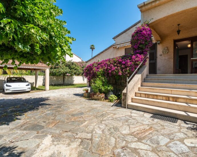 Saint Florent, 5 chambres, centre-ville