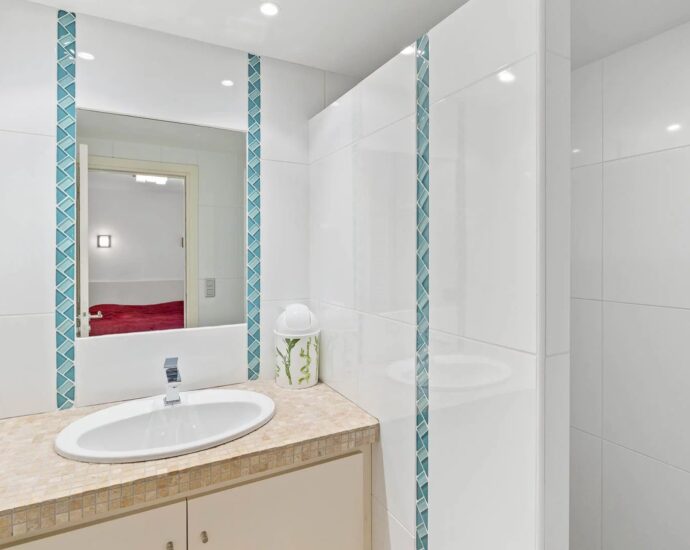 Exclusivité, Carpalone, villa 4 Chambres, Piscine, vue dégagée,  Proche plage