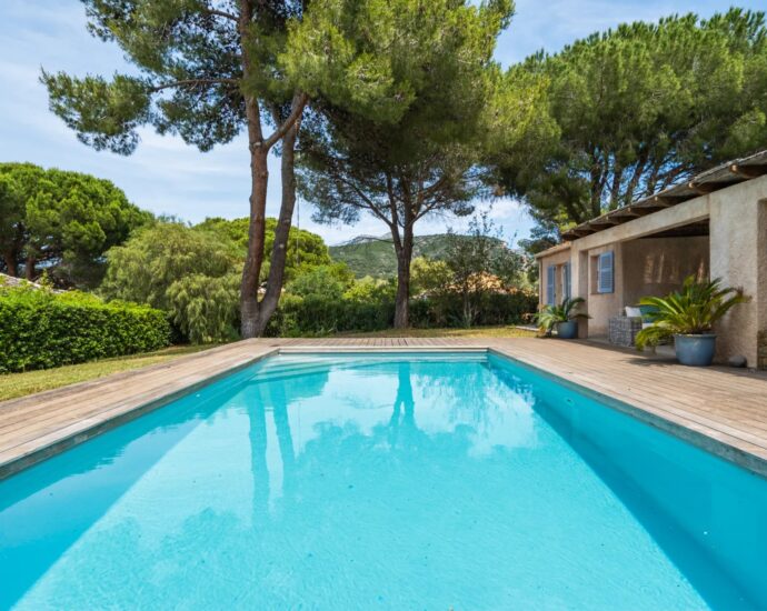 Saint-Florent, villa 3 chambres, piscine, plage à pieds