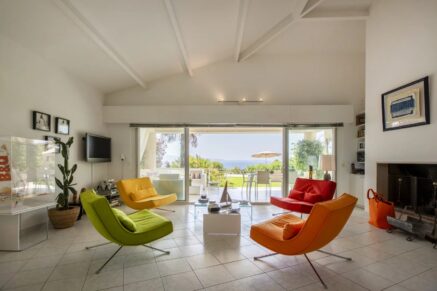 Ajaccio Sanguinaires, Seafront Villa, 4 Bedrooms, Walking Distance to the Beach, Panoramic Sea View