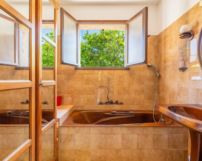 Saint Florent, 5 chambres, centre-ville