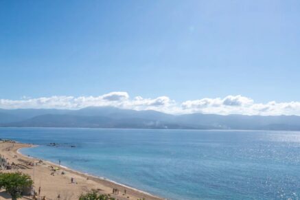 Ajaccio, Appartement de standing de type T4, vue mer panoramique, plage à pied
