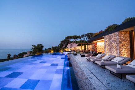 Calvi, Villa d’exception, 8 chambres, 2 piscines, vue mer panoramique