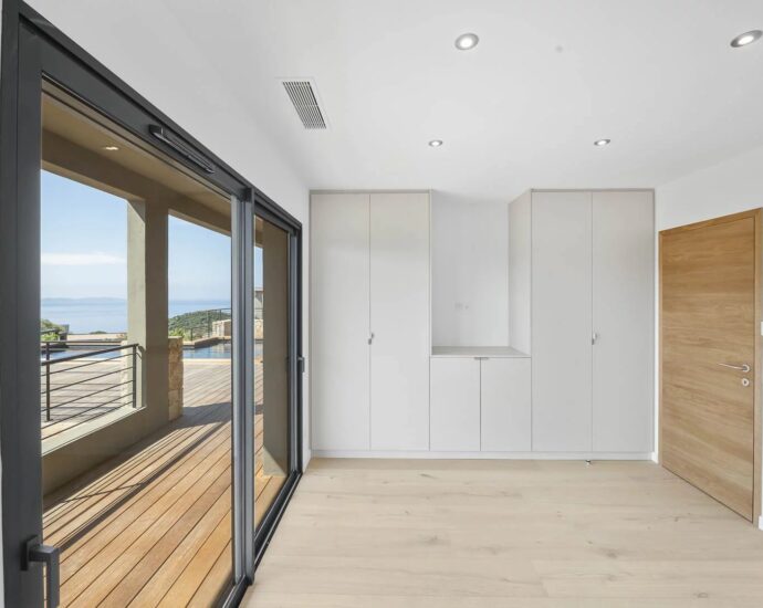Ajaccio, Programme neuf, Villa de standing, 3 chambres, vue panoramique mer et montagnes, piscine, proche plage
