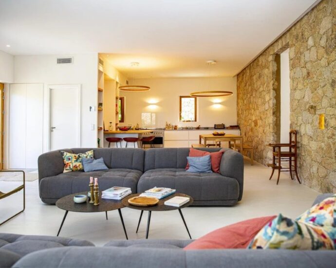 Pigna, villa d’architecte, 4 chambres, vue village et montagne