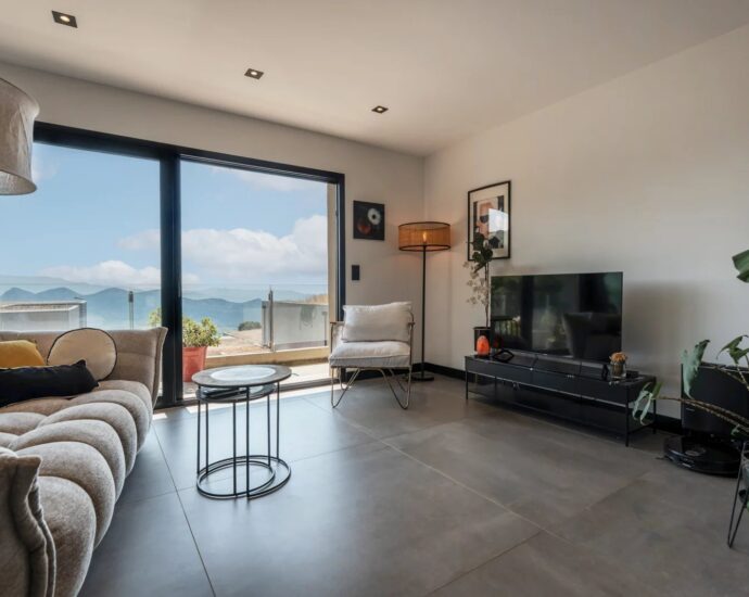 Saint-Florent, Barbaggio, appartement T4 vue sur mer, proche plage