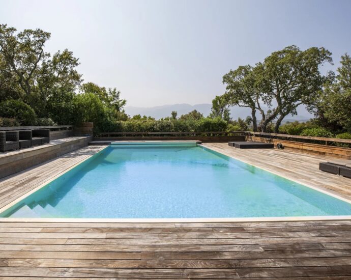 Porto Vecchio, Domaine de Cala Rossa, 6 bedroom villa, swimming pool, sea view