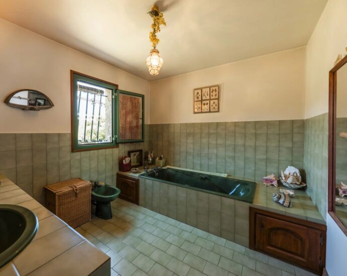 Exclusive, Monticello, villa, 3 bedrooms, sea view