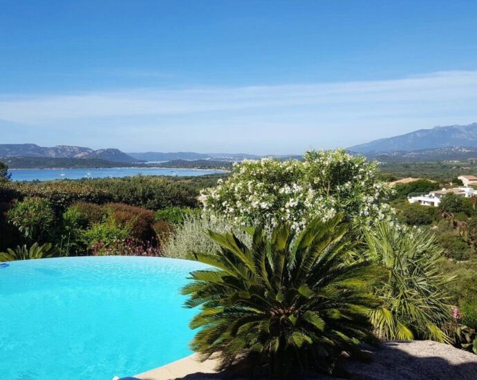 Ste Lucie de Porto-Vecchio –  Villa 3 chambres avec piscine, garage, vue panoramique mer et montagnes