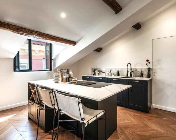 Bastia, centre‑ville, appartement, 3 chambres, vue mer