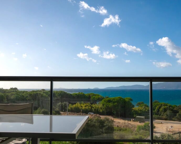 Pietrosella, T3, Rive Sud, 2 chambres, plage à pied, vue panoramique  mer