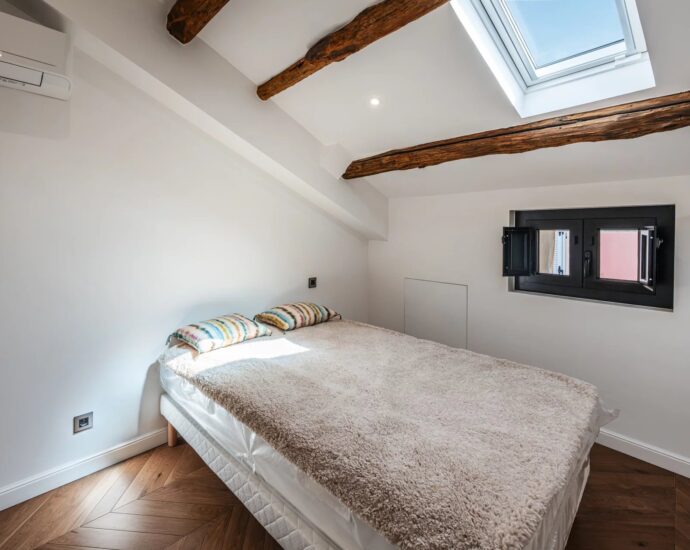 Bastia, centre‑ville, appartement, 3 chambres, vue mer