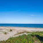 Exclusivité – Lido de la Marana, villa 4 chambres, piscine, terrain de tennis, plage à pied