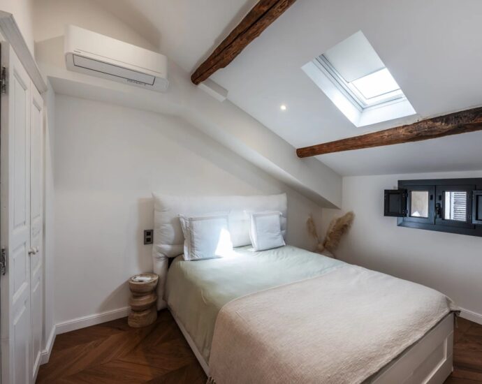 Bastia, centre‑ville, appartement, 3 chambres, vue mer