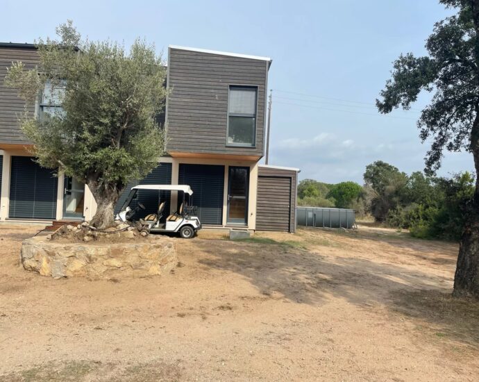 Promotional offer, villa 4 bedrooms, walking distance to the beach, swimming pool, near Cala Rossa RL264 Villa Yoko