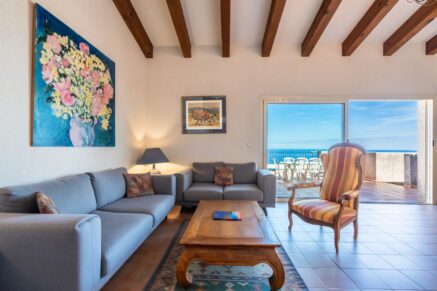 Exclusive, Corbara, 5-bedroom villa, swimming pool, panoramic sea view, beach on foot