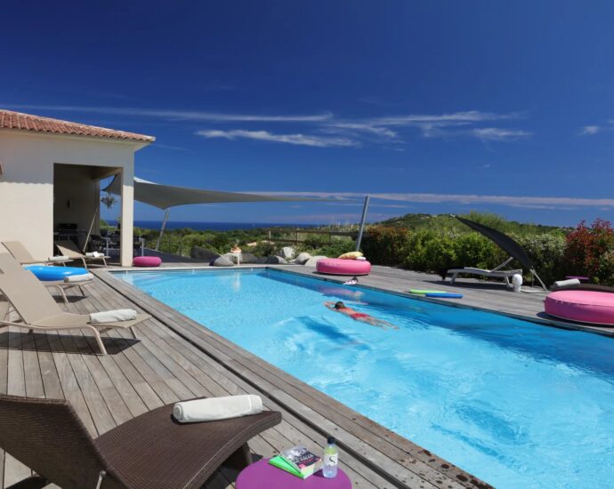 SOUTH CORSICA- MODERN VILLA –  5 BEDROOMS – POOL – SEA VIEW – NEAR FAUTEA BEACH