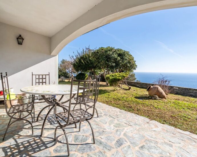Miomo, 6 bedroom villa, swimming pool, panoramic sea view, walking distance to the beach