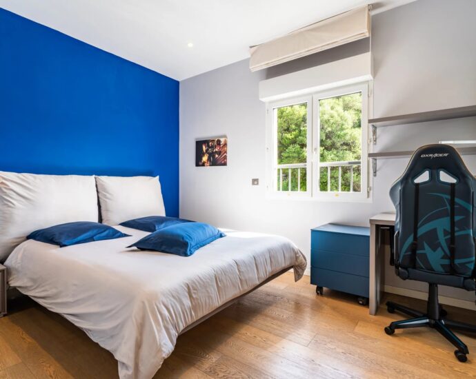 Bastia, Ville di Pietrabugno, Penthouse with Sea View, 4 Bedrooms, Pool, Near Beaches