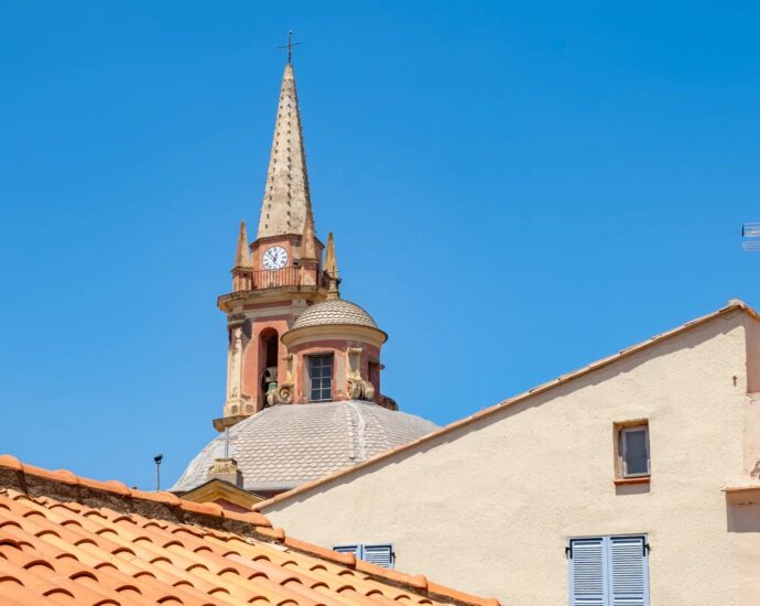 Calvi, appartement d’exception, 3 chambres, vue mer panoramique