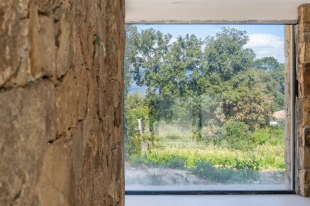 Exclusivité – Porto-Vecchio, Villa d’architecte, 6 chambres, piscine, vue montagne