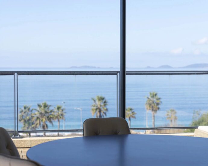 Exclusivité, Rive Sud Ajaccio, Porticcio, Penthouse, vue mer panoramique, 3 chambres, plages à pied