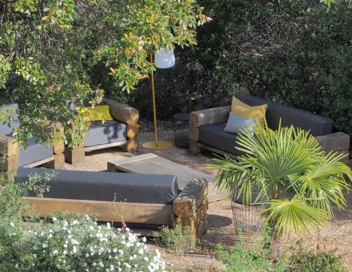 Villa contemporaine 5 chambres avec piscine et vue mer, au cœur du maquis