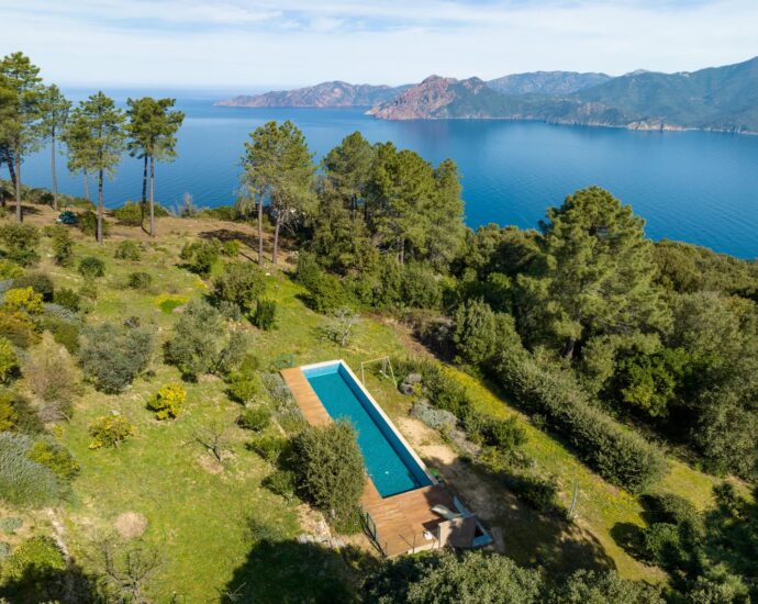 Piana Exclusivité,  Villa de charme, 4 chambres avec vue mer et montagnes
